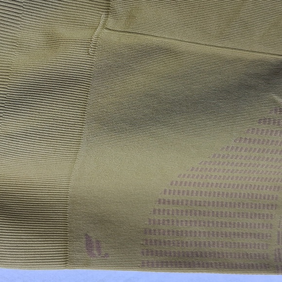 Fabletics Yellow Seamless Leggings Size S - Picture 7 of 16